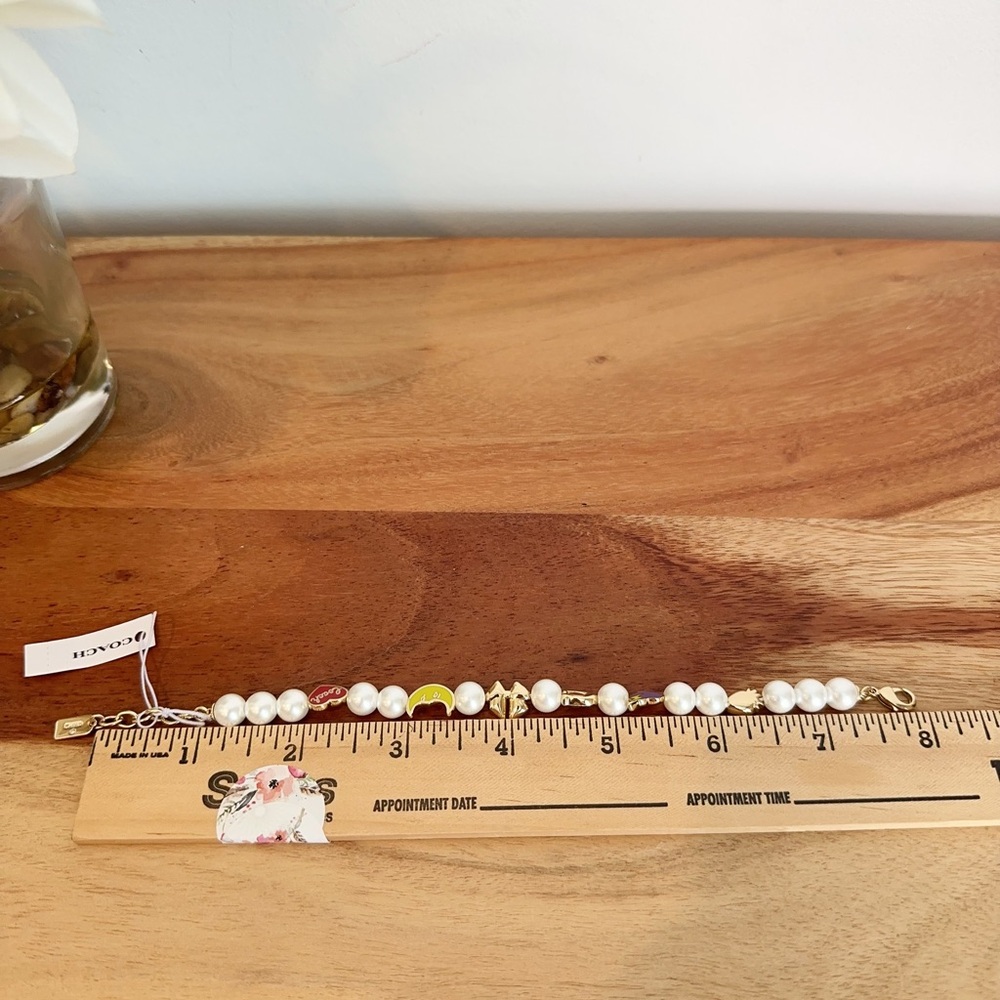 NWT Coach Heart And Moon Pearl Bracelet - Picture 4 of 4
